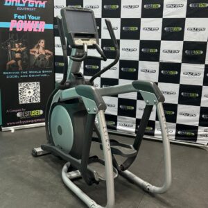 Matrix E7xe Suspension Elliptical Touch Screen